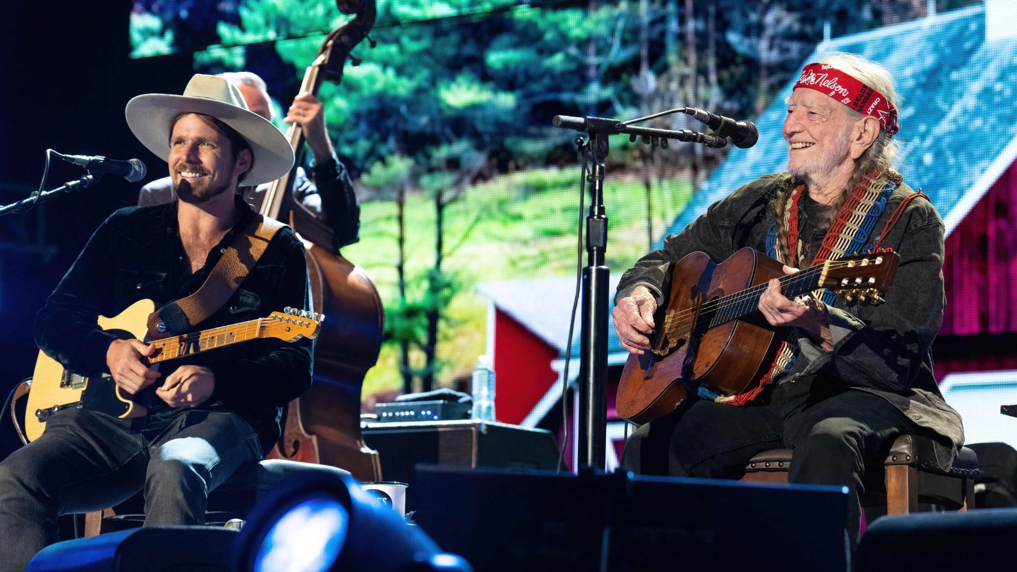Watch Lukas Nelson’s Flawless Tribute to His Dad on Willie’s 93rd Birthday