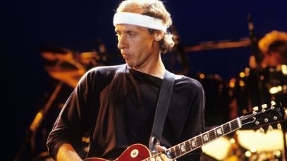 Rock musician Mark Knopfler of Dire Straits performing