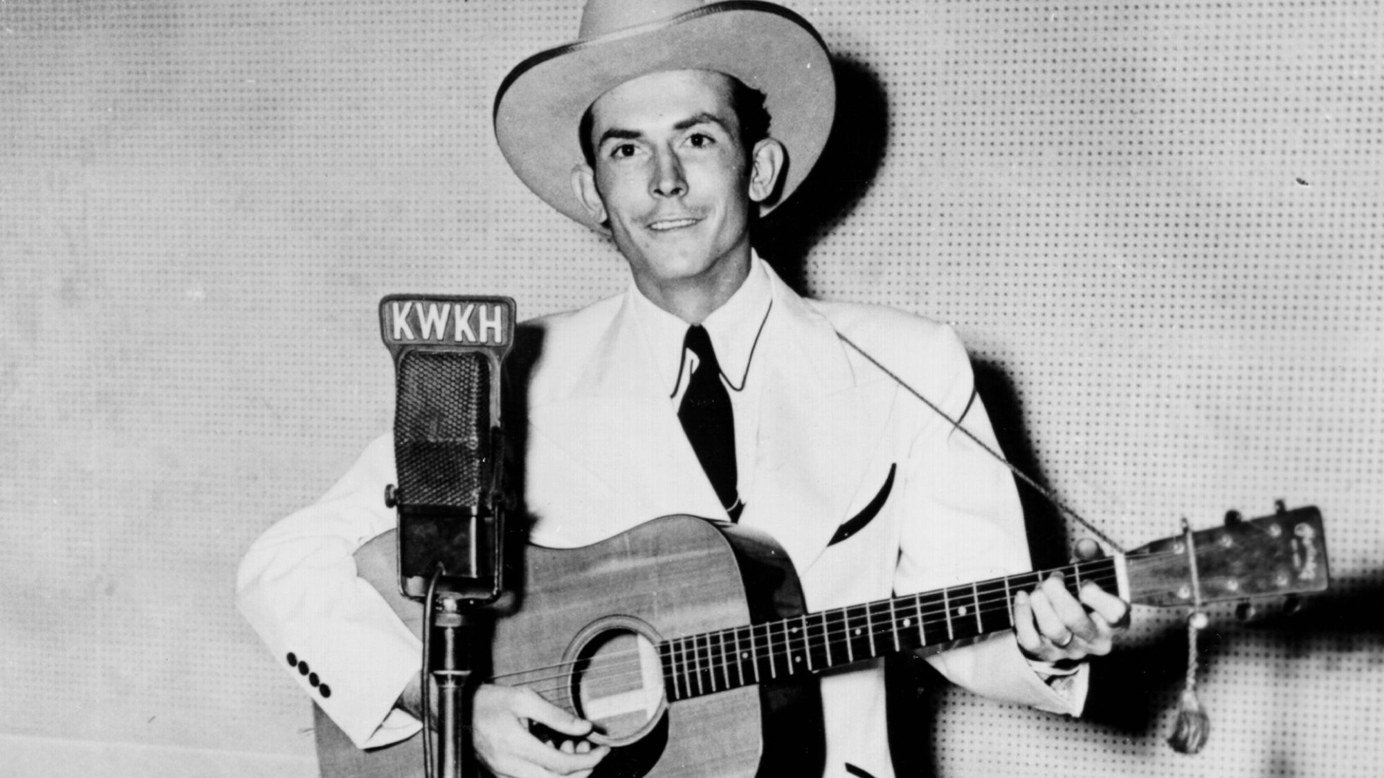 4 Fan Theories About Hank Williams, Verified or Debunked