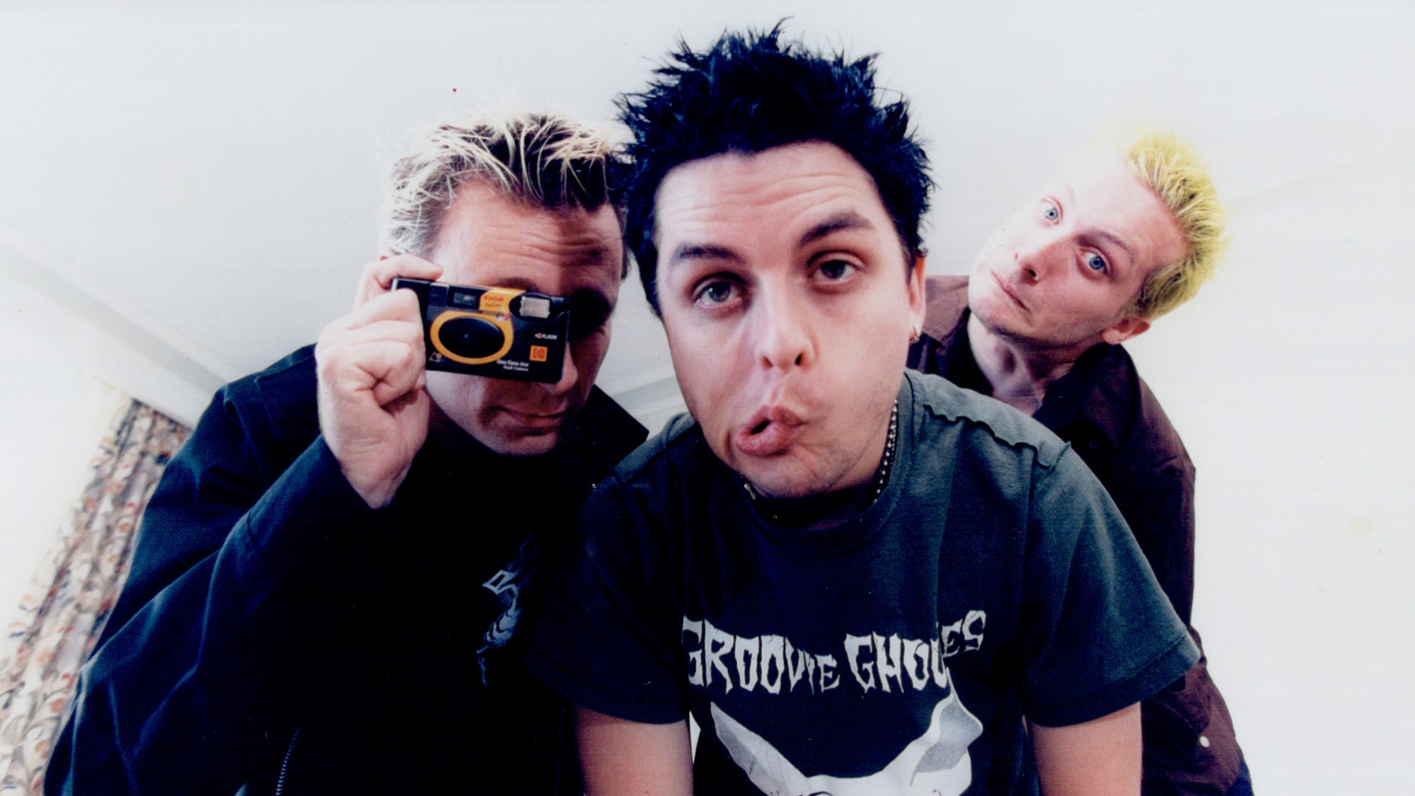 No Skips: 3 Classic Rock Albums From the 1990s You’ll Never Have To Fast-Forward Through